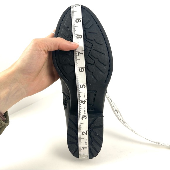 Born Kristina Black Leather Ankle Booties Size 6M - Picture 14 of 16